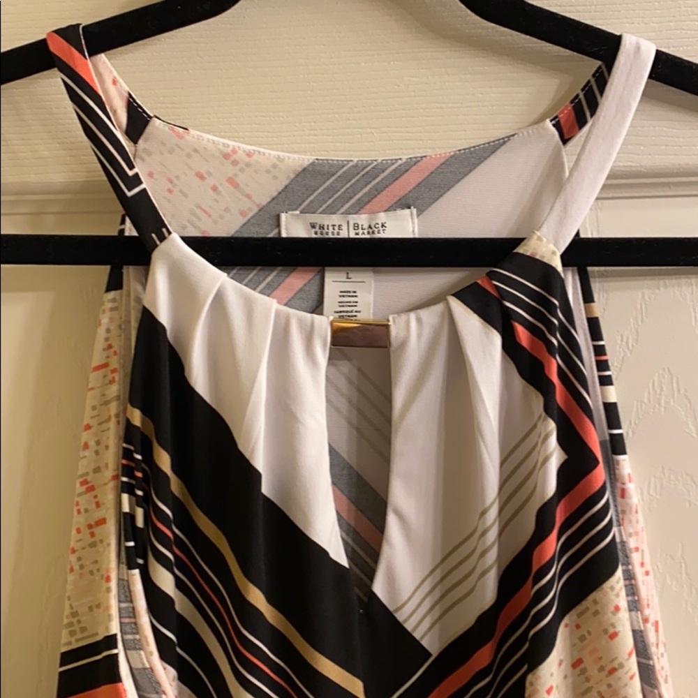 Sleeveless top - Picture 2 of 3